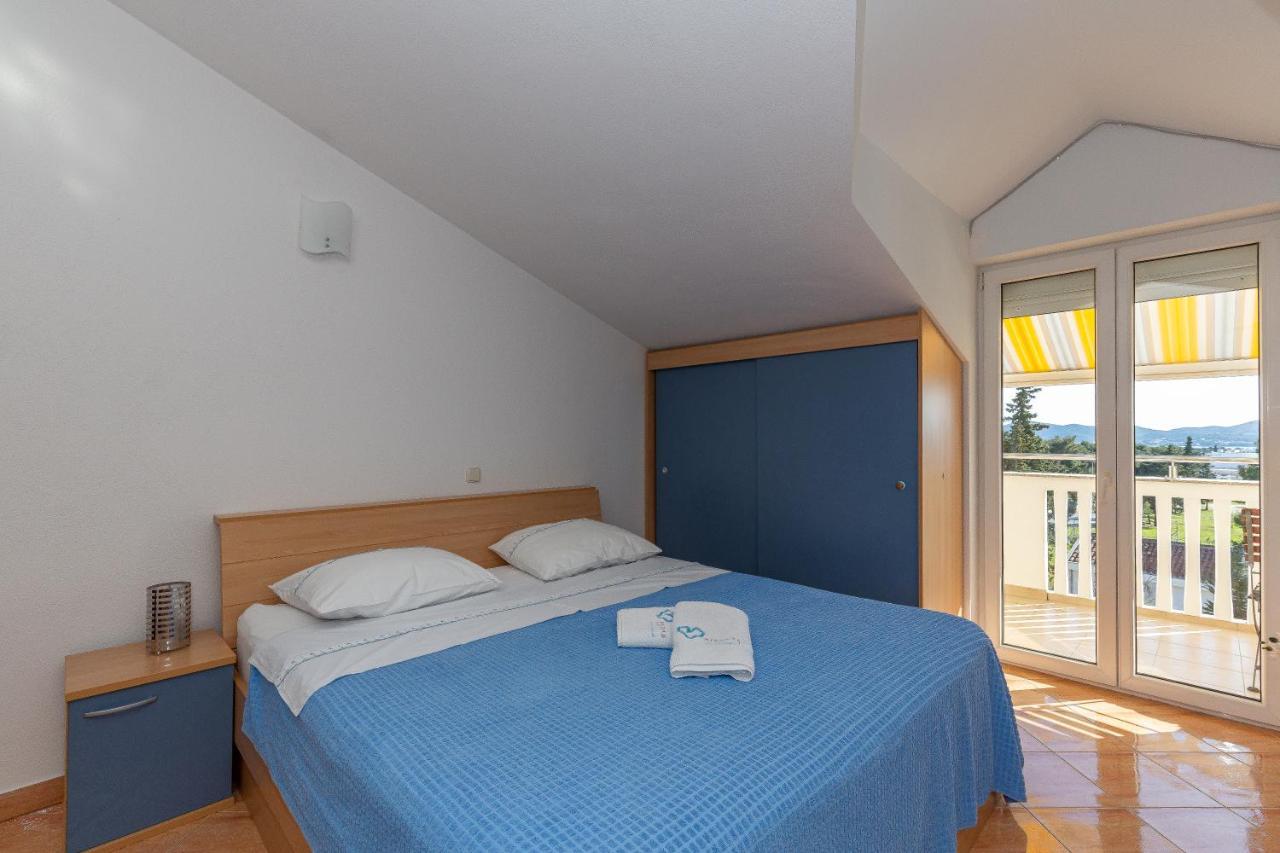 Apartments Dalmata Биоград-на-Мору Экстерьер фото