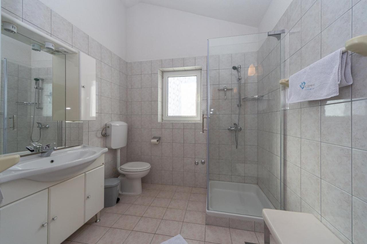 Apartments Dalmata Биоград-на-Мору Экстерьер фото