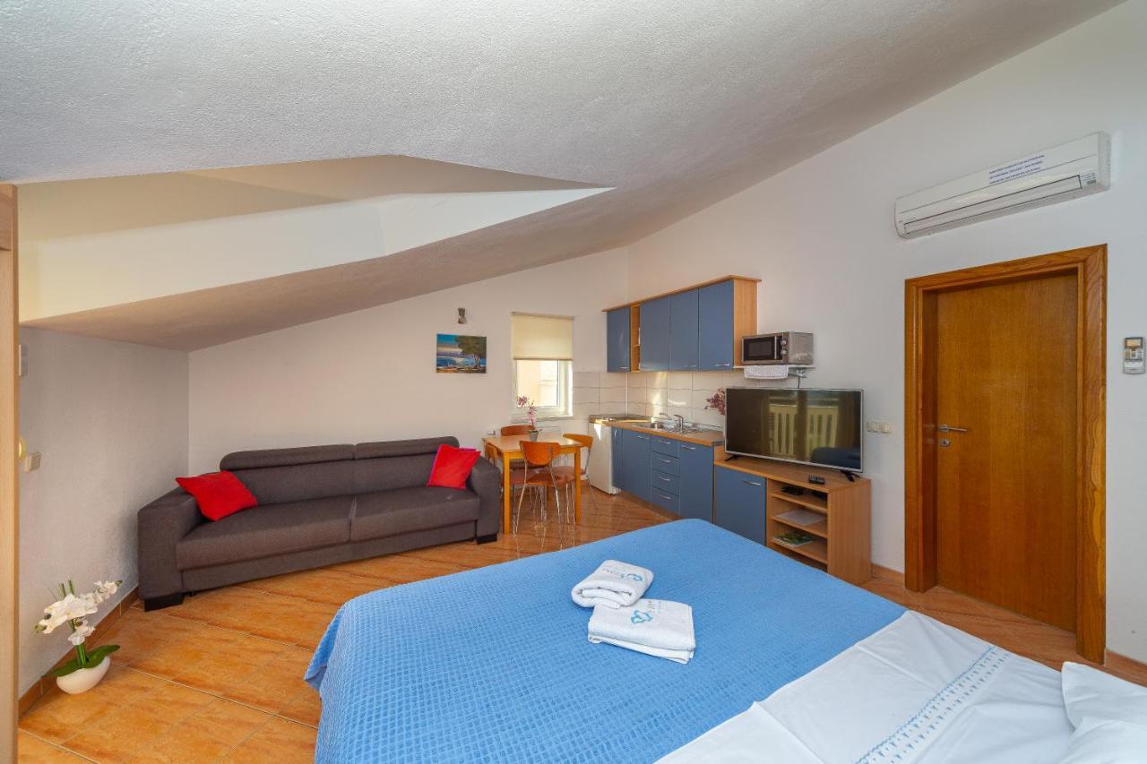 Apartments Dalmata Биоград-на-Мору Экстерьер фото