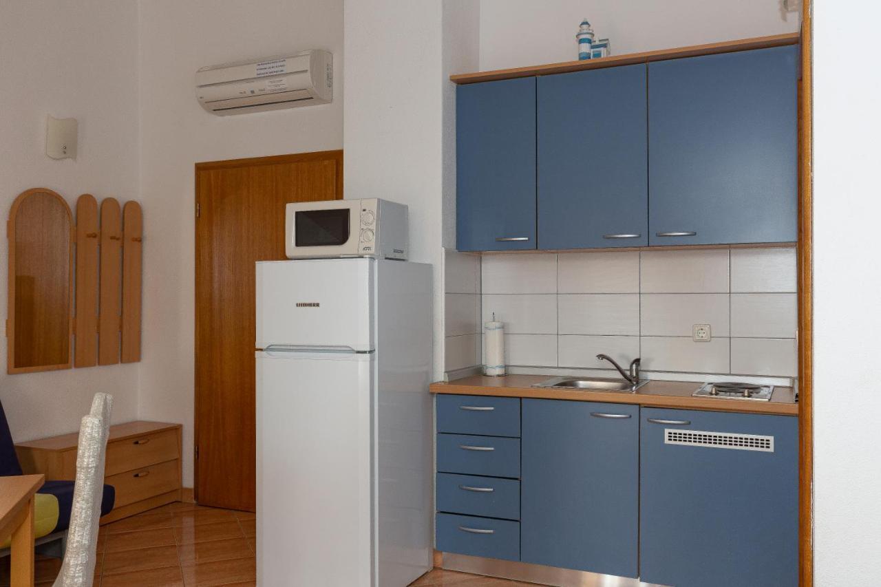 Apartments Dalmata Биоград-на-Мору Экстерьер фото
