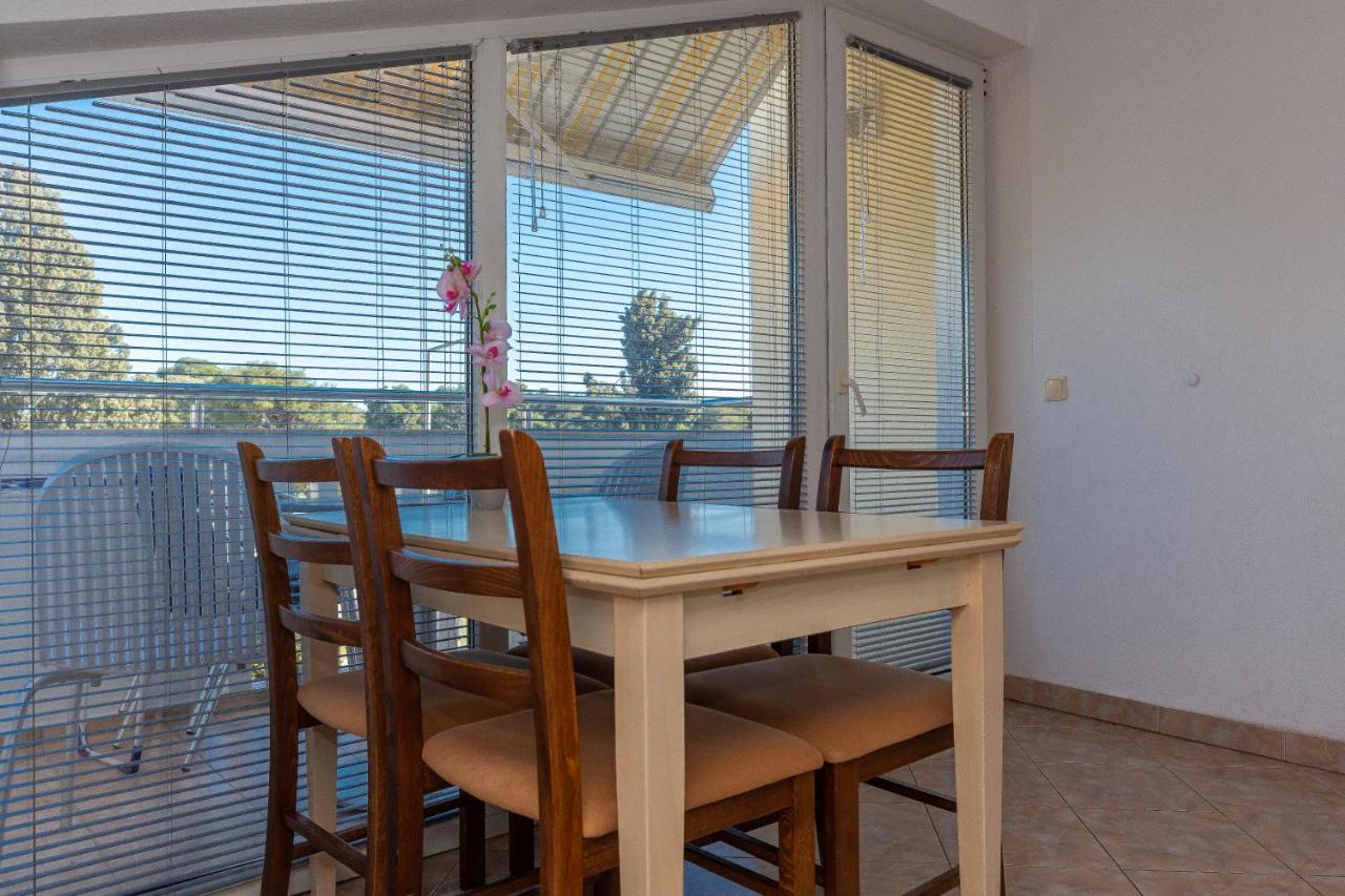 Apartments Dalmata Биоград-на-Мору Экстерьер фото