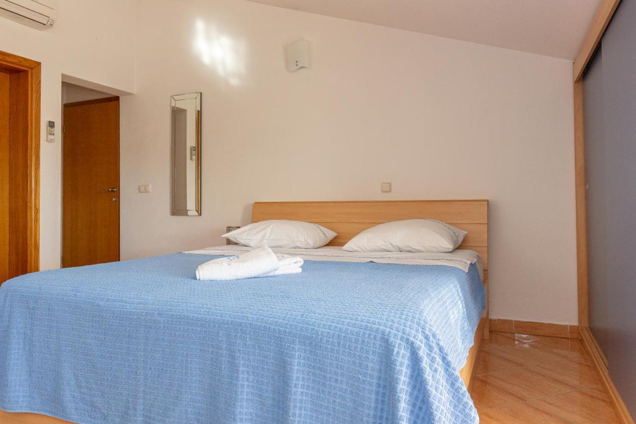Apartments Dalmata Биоград-на-Мору Экстерьер фото