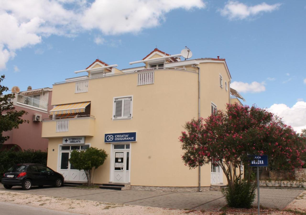 Apartments Dalmata Биоград-на-Мору Экстерьер фото