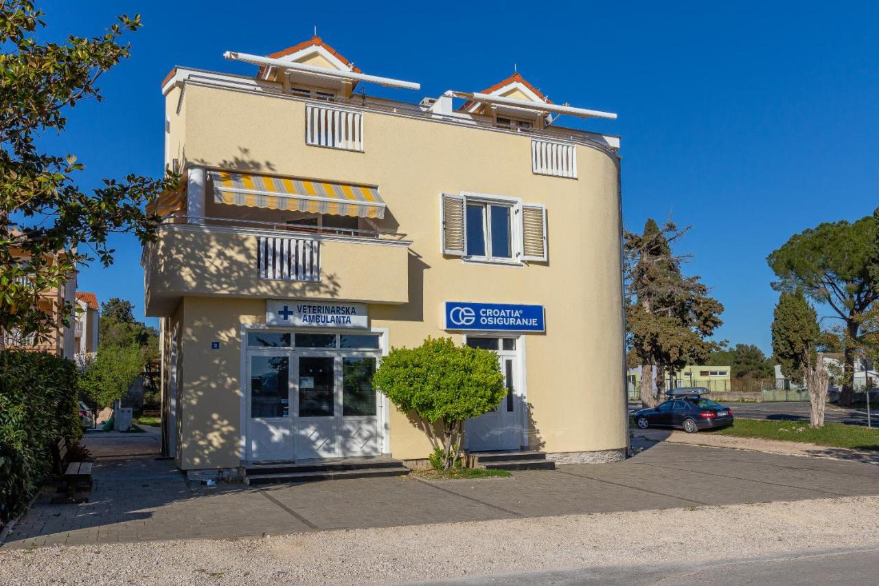 Apartments Dalmata Биоград-на-Мору Экстерьер фото